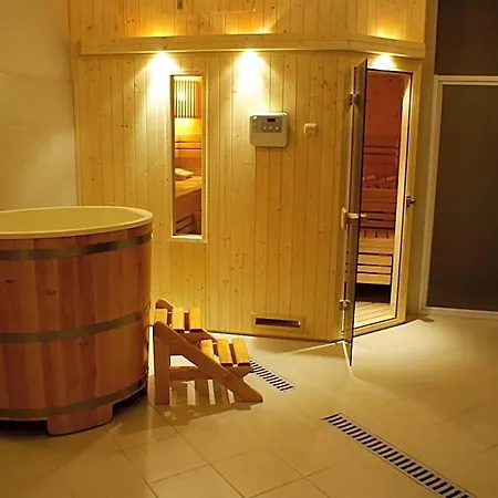 Hotel Huszcza 3*