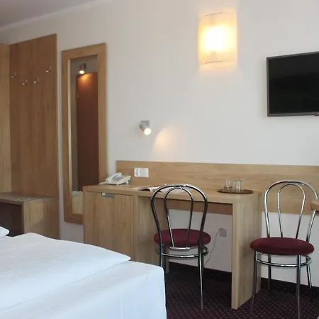 Huszcza Hotel
